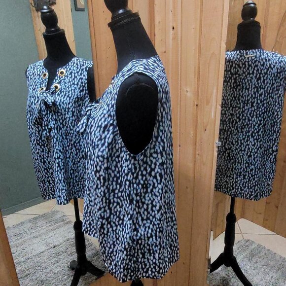 Michael by Micheal Kors Medium Blue and white sleeveless blouse with tie - Picture 3 of 8